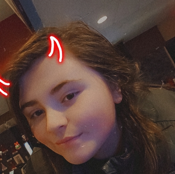 Meet your Posher, Leahjordan - Picture 1 of 1